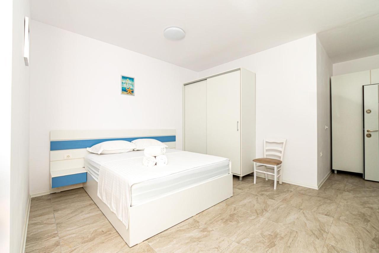 Danilo Apartments Mamaia Nord Năvodari Екстериор снимка
